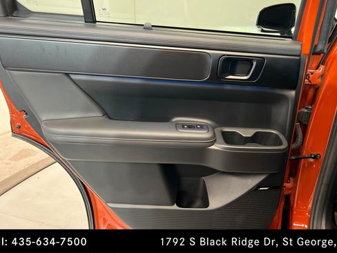Used 2024 Hyundai Santa Fe Calligraphy AWD/4WD image 19