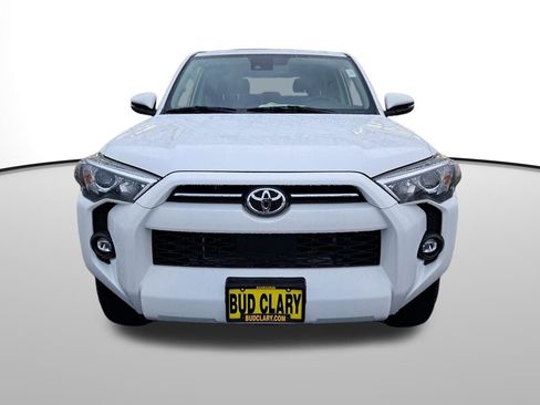 Used 2021 Toyota 4Runner SR5 Premium w/ Moonroof Package image 9