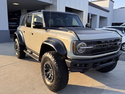 New 2025 Ford Bronco Raptor image 2