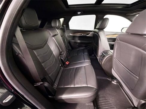 Used 2024 Cadillac XT5 Sportv image 26