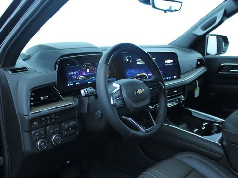 New 2026 Chevrolet Suburban High Country AWD/4WD image 20