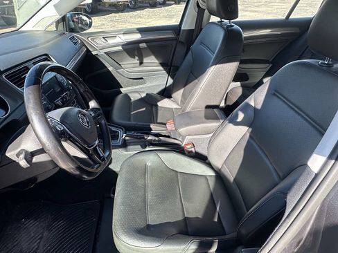 Used 2017 Volkswagen Golf Alltrack SE image 11