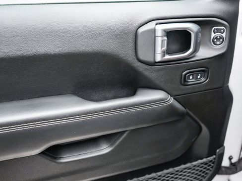 Used 2020 Jeep Wrangler Unlimited Rubicon image 22