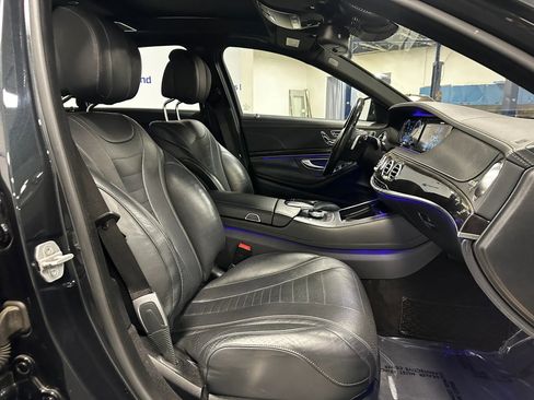 Used 2016 Mercedes-Benz S 550 Sedan image 24