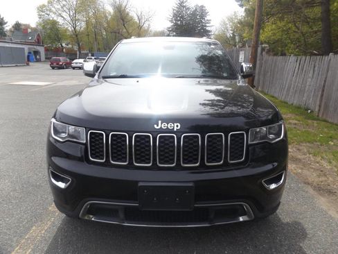 Used 2020 Jeep Grand Cherokee Limited AWD/4WD image 10