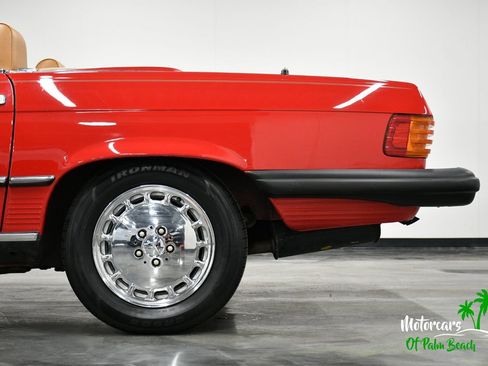 Used 1987 Mercedes-Benz 560 SL image 10