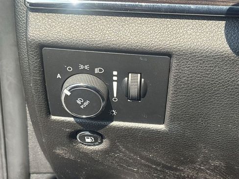 Used 2021 Jeep Grand Cherokee Overland AWD/4WD image 18