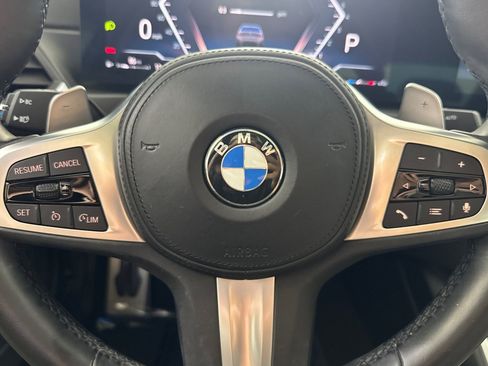 Used 2023 BMW 330i Sedan w/ M Sport Package RWD image 10