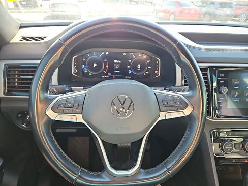 Certified 2020 Volkswagen Atlas Cross Sport SEL w/ Cross Sport MDO Package AWD/4WD image 21