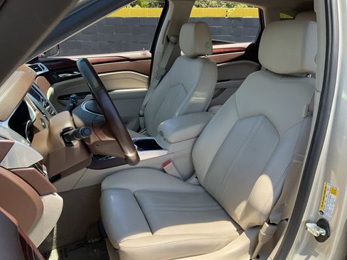 Used 2013 Cadillac SRX Premium w/ LPO, U-Rail D-Rings Package FWD image 18
