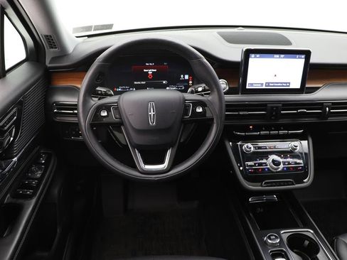 Used 2022 Lincoln Corsair Reserve w/ Equipment Group 201A image 15