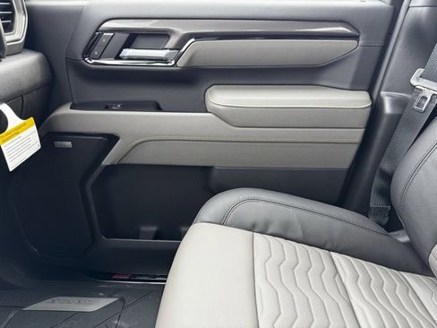 New 2026 Chevrolet Silverado 2500 ZR2 image 24