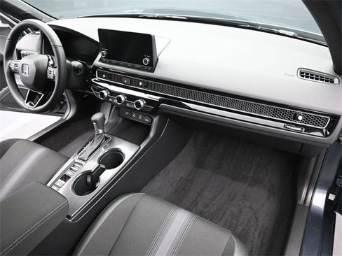 Used 2026 Honda Civic Sport image 39