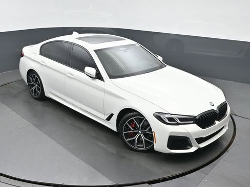 Used 2023 BMW 540i xDrive w/ Executive Package AWD/4WD image 34