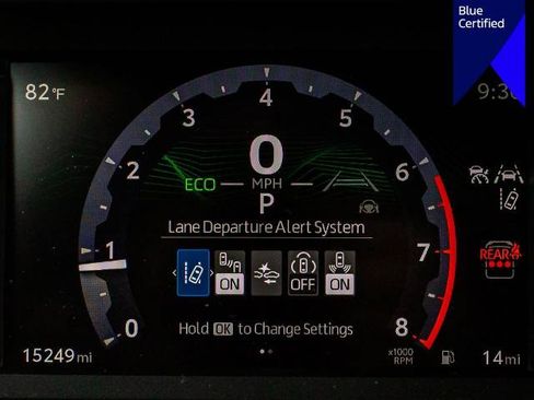 Used 2025 Toyota 4Runner SR5 RWD image 18