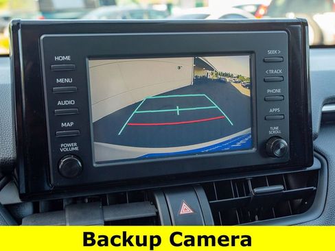 Used 2019 Toyota RAV4 LE w/ Carpet Mat Package AWD/4WD image 5