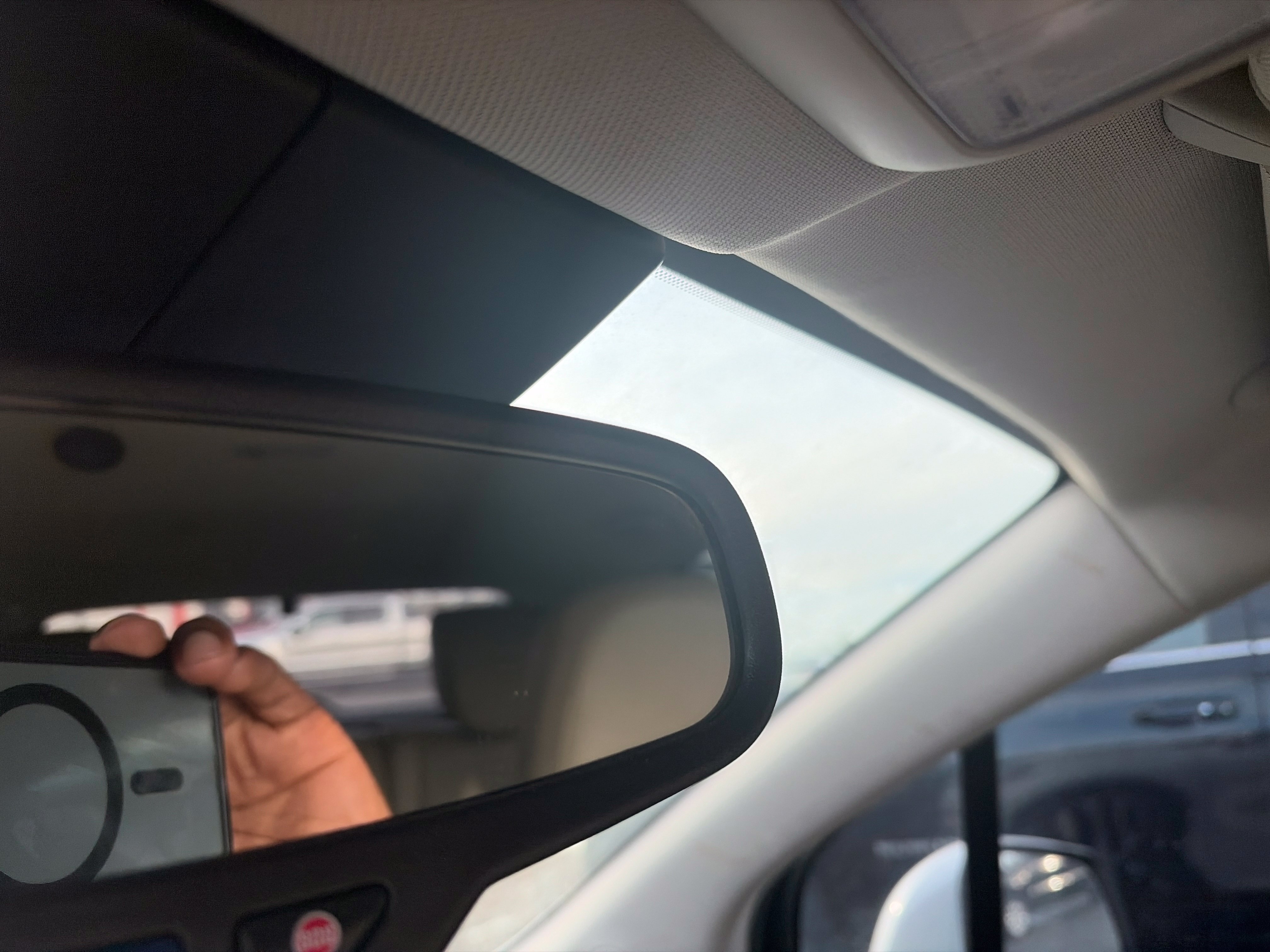 Used 2017 Buick Encore Essence FWD image 13