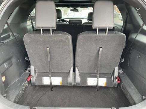 Used 2019 Ford Explorer XLT w/ Equipment Group 202A image 39