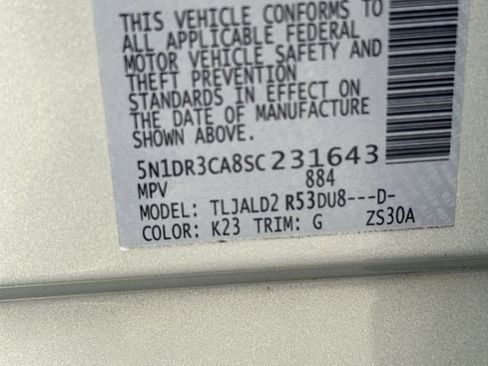 Used 2025 Nissan Pathfinder SL FWD image 33