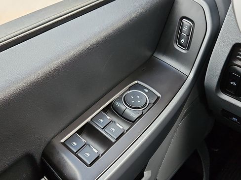 Used 2024 Ford F250 XLT w/ FX4 Off-Road Package image 13