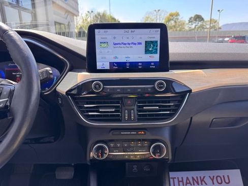 Used 2022 Ford Escape Titanium w/ Titanium Elite Package image 14