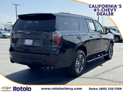 Used 2025 Chevrolet Suburban Z71 AWD/4WD image 6
