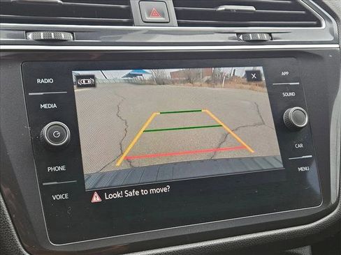 Used 2024 Volkswagen Tiguan S image 15