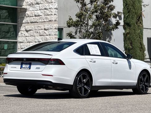 Used 2023 Honda Accord Sport image 4