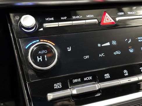 Used 2025 Hyundai Santa Fe SEL image 7