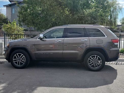 Used 2020 Jeep Grand Cherokee Limited w/ Trailer Tow Group IV AWD/4WD image 5