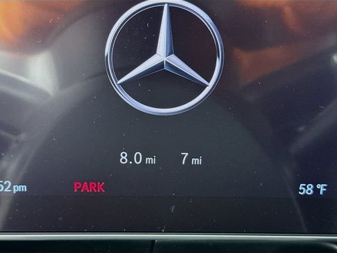 Used 2026 Mercedes-Benz GLC 300 4MATIC image 13