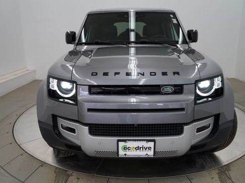 Used 2024 Land Rover Defender 110 S AWD/4WD image 2