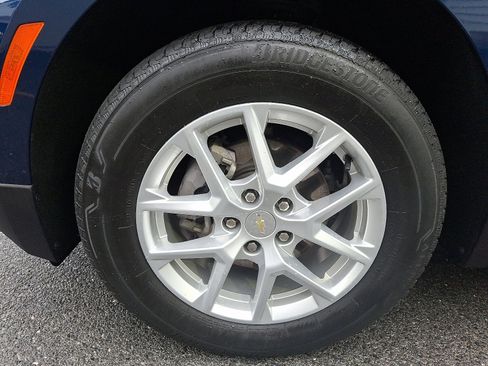 Used 2022 Chevrolet Equinox LS w/ LS Convenience Package image 9