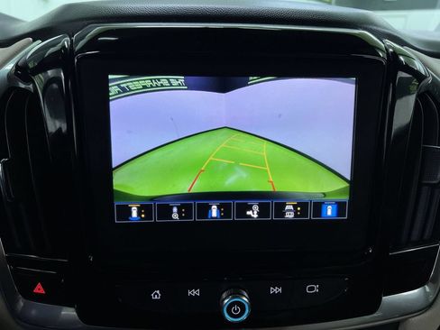 Used 2023 Chevrolet Traverse Premier w/ LPO, 'HIT The Road' Package FWD image 22