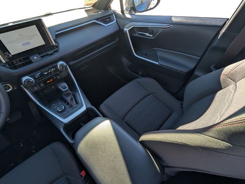 Certified 2025 Toyota RAV4 SE image 12