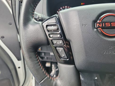 Used 2022 Nissan Frontier Pro-X RWD image 20