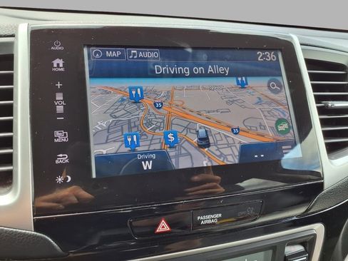 Used 2017 Honda Pilot Elite image 7