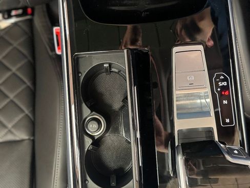 Used 2023 Audi S8 w/ S8 Comfort Plus Package image 36