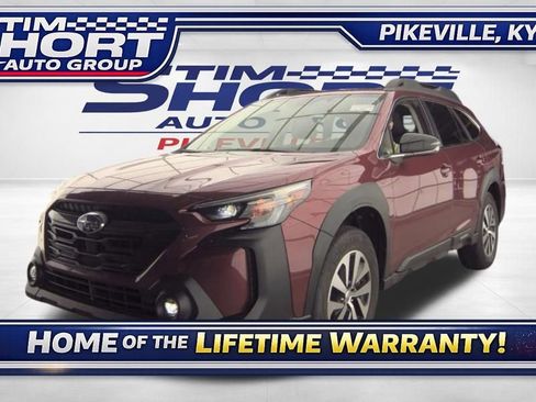 Used 2025 Subaru Outback Premium image 1