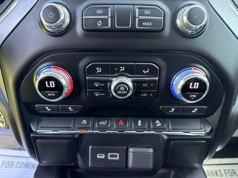 Used 2021 GMC Sierra 1500 Elevation w/ LPO, Elevation Black Package AWD/4WD image 23