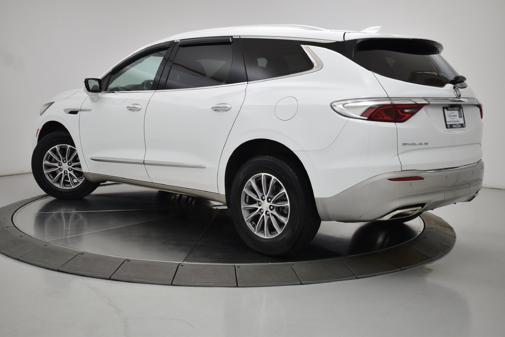 Used 2022 Buick Enclave Essence FWD image 6