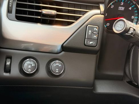 Used 2017 Chevrolet Tahoe Premier AWD/4WD image 20