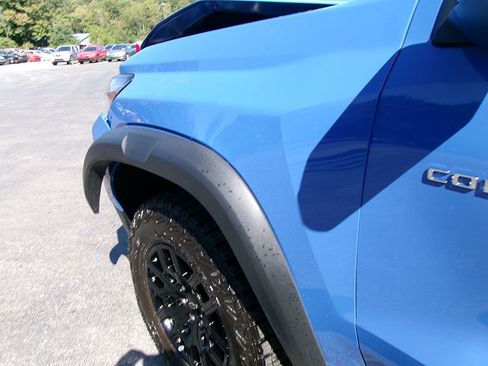 Used 2025 Chevrolet Colorado Trail Boss AWD/4WD image 7