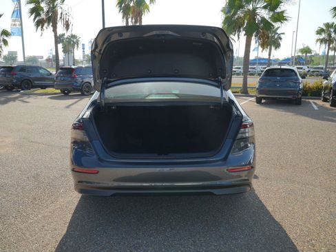 Used 2023 Honda Accord EX image 12