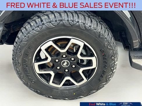 Used 2022 Ford Bronco Outer Banks AWD/4WD image 32