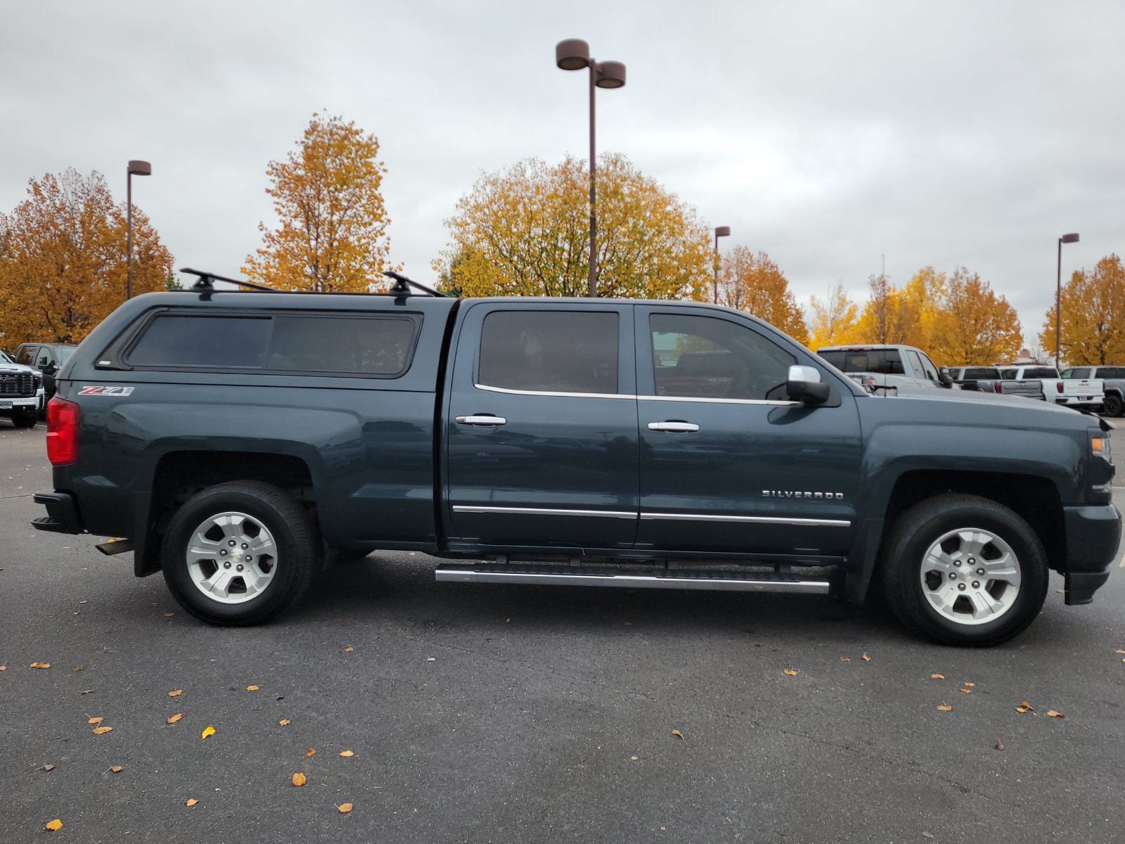 Used 2017 Chevrolet Silverado 1500 LTZ Z71 w/ LTZ Plus Package AWD/4WD image 2