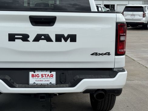 New 2026 RAM 1500 Express AWD/4WD image 10