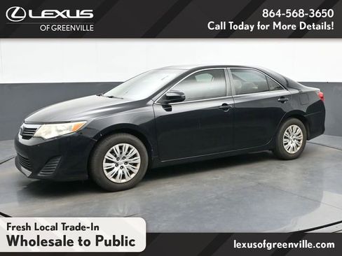 Used 2014 Toyota Camry FWD image 4