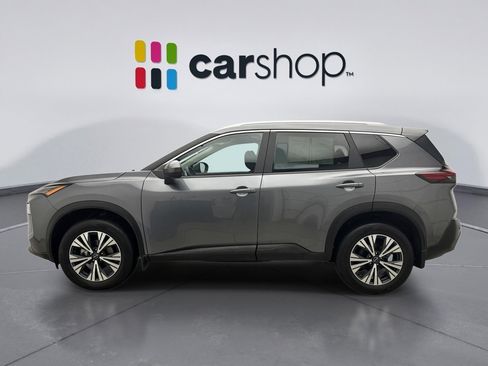 Used 2023 Nissan Rogue SV w/ SV Premium B Package image 2