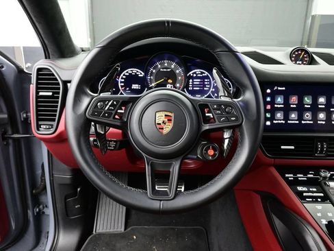Certified 2023 Porsche Cayenne Turbo GT AWD/4WD image 8